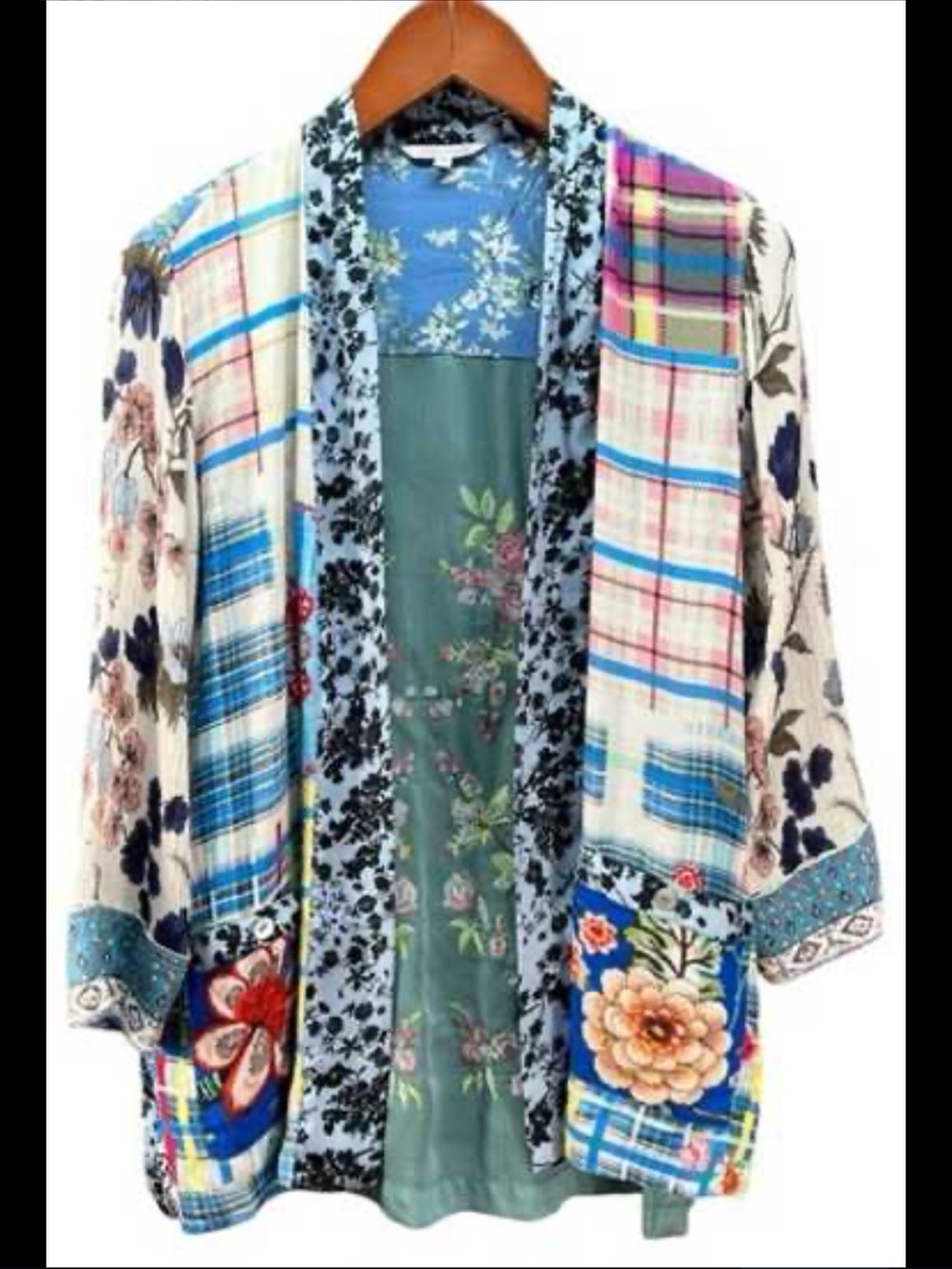 John Mark XL Embroidered back kimono with pockets has humming birds